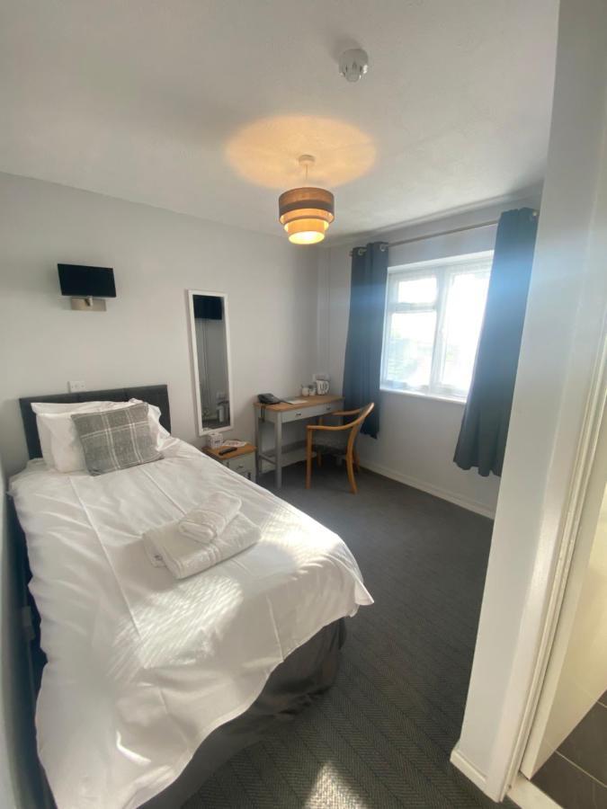 קולפורד Bells Hotel מראה חיצוני תמונה